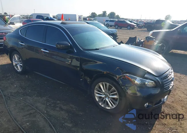 JN1BY1AP9BM324906: 42916398