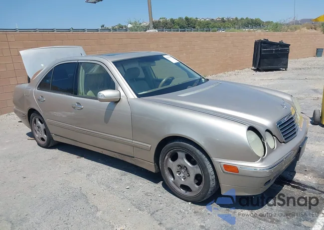 WDBJF65J4YB034948: 42916527