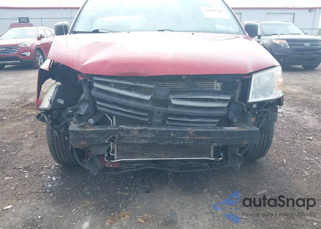 2D4RN4DE7AR145214: 42916546