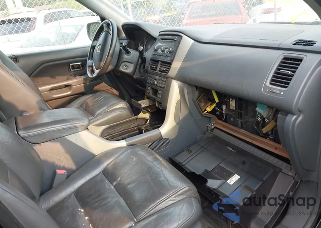 2HKYF18587H529782: 42917734