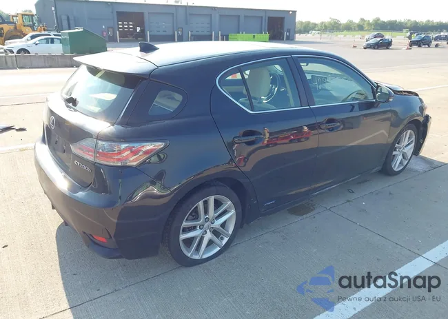 JTHKD5BH6E2199563: 42917752