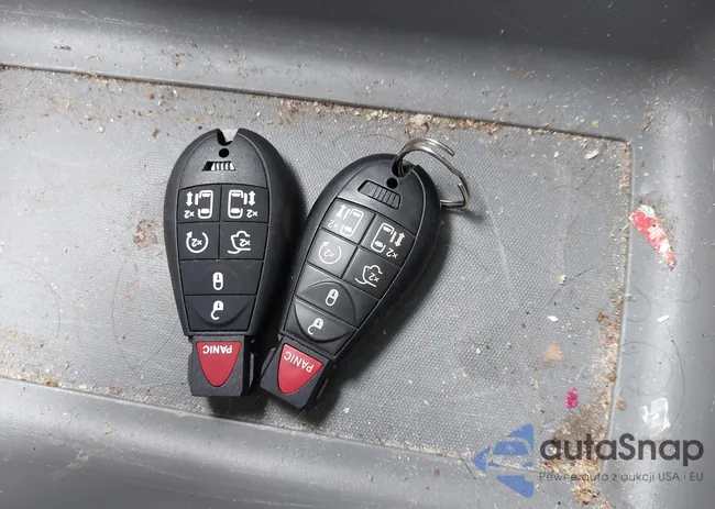 2D4RN4DE6AR145267: 42917922