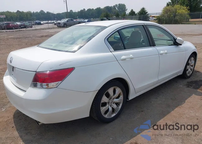 1HGCP26899A189600: 42918089