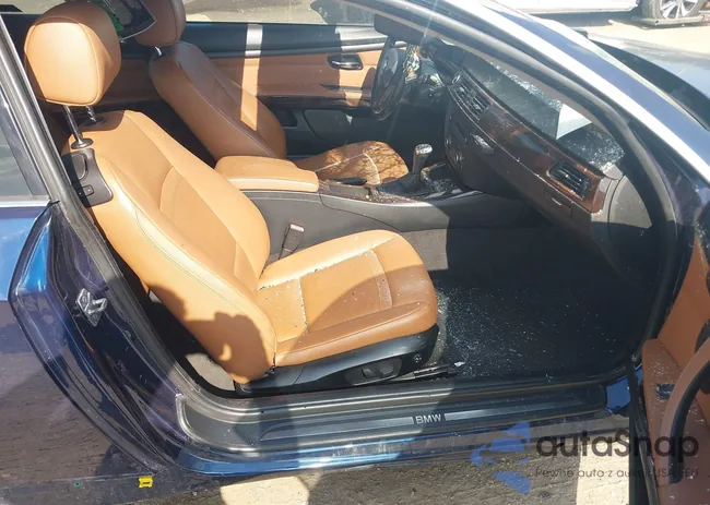 WBAKF5C59BE517795: 42918234