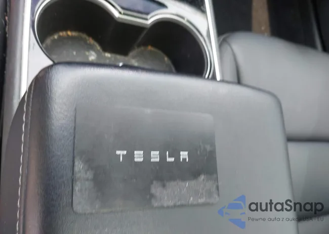 5YJ3E1EB3LF637226: 42917390