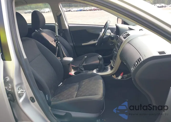 2T1BU4EE6AC268700: 42917430