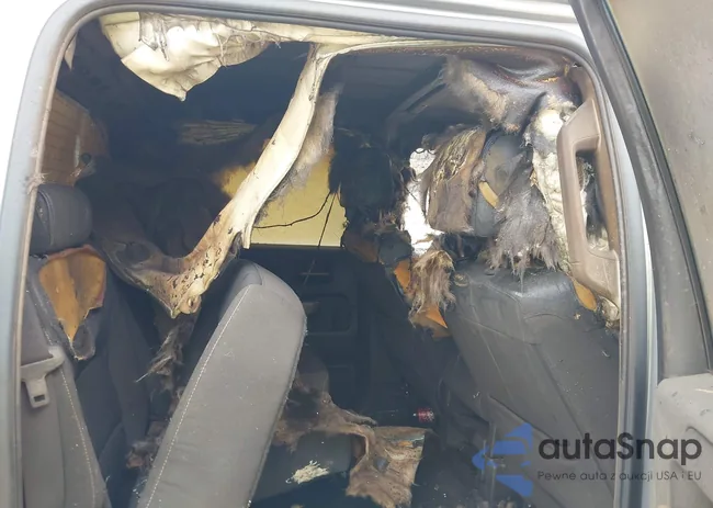 3GCUKREC2HG341443: 42917471