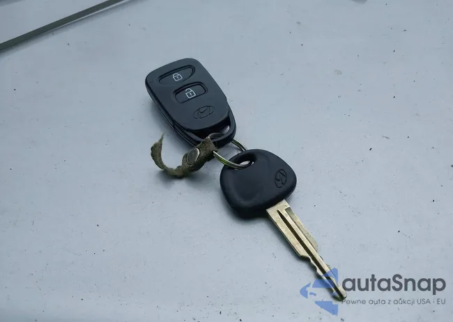 KM8JM12B56U289810: 42917584