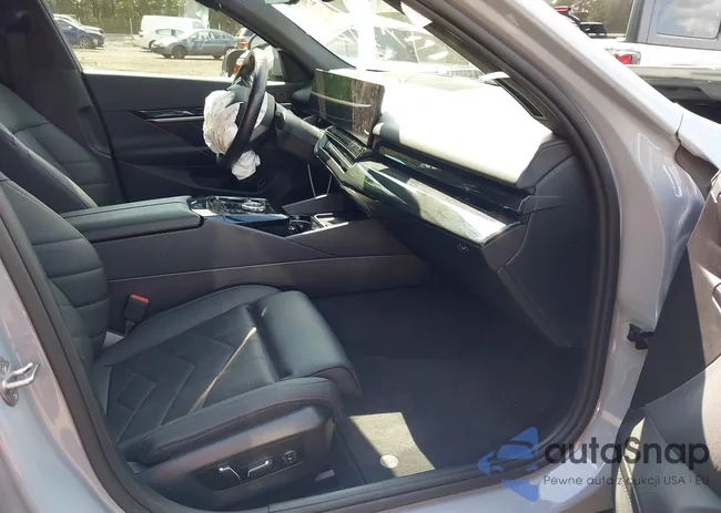 WBY33FK06RCP56866: 42917599