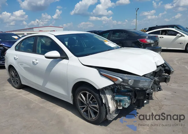 3KPF24AD0NE479404: 42917608