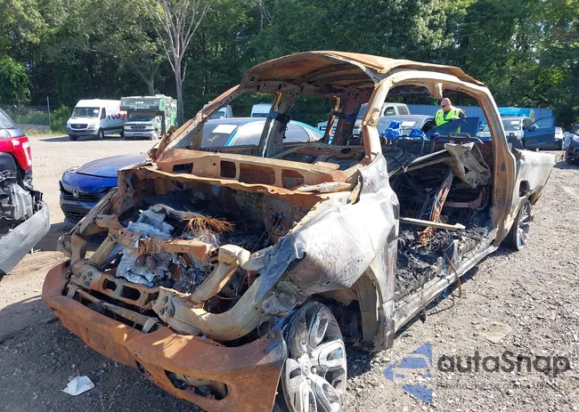 1C6SRFJT5MN774741: 42918715