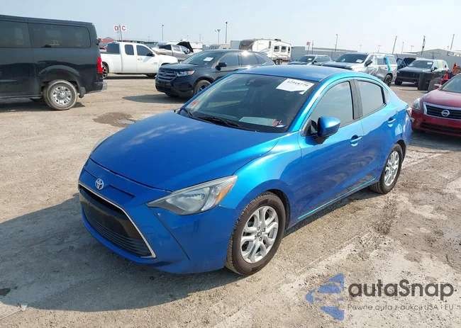 3MYDLBYV5HY147258: 42918779