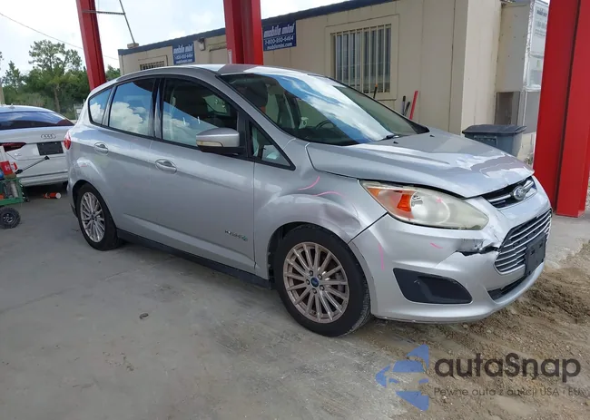 1FADP5AU2DL512526: 42918916