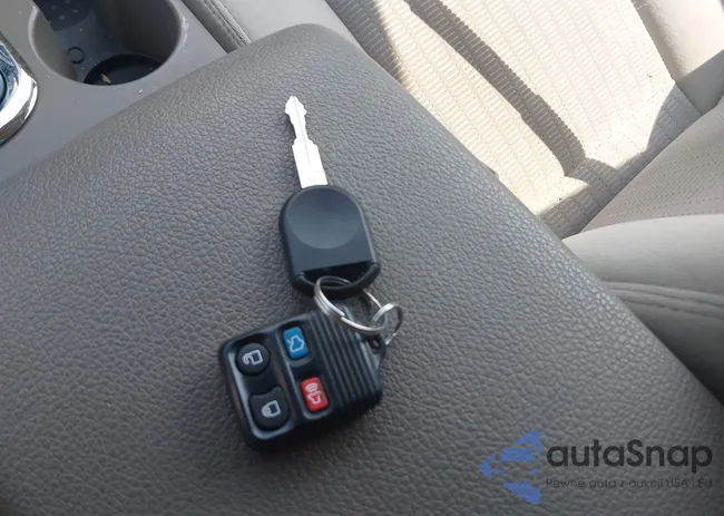 1FMEU73E27UB81482: 42919190