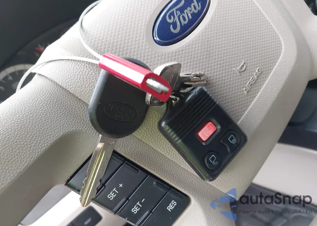 1FMCU0C76BKB35951: 42919193