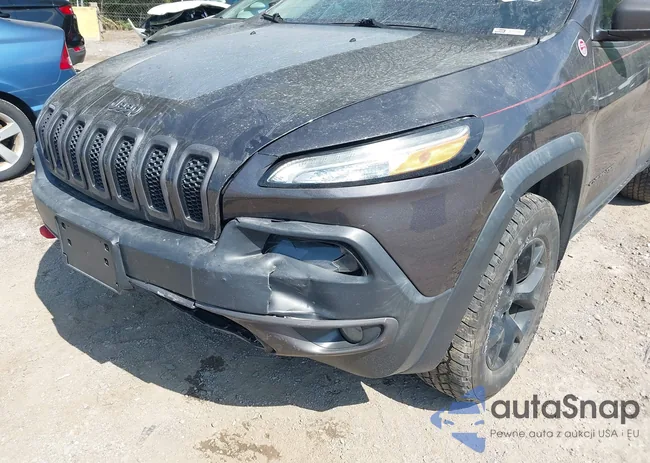 1C4PJMBB5GW143518: 42918305