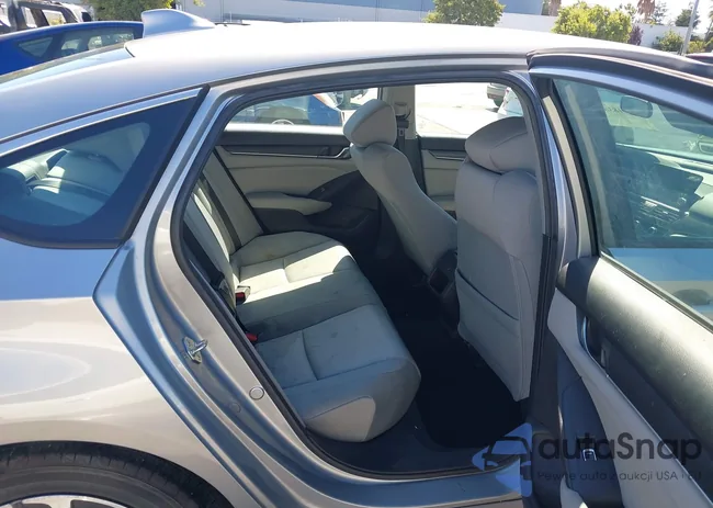 1HGCV3F17KA000334: 42918368