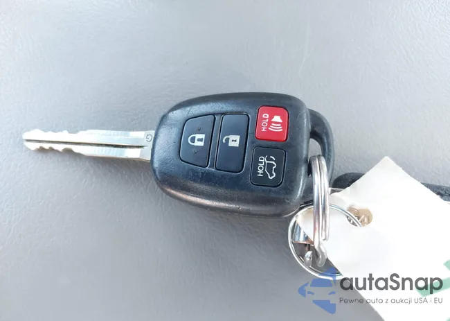 4T4BF1FK8DR313951: 42918612