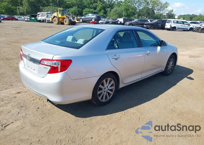 4T4BF1FK8DR313951: 42918612