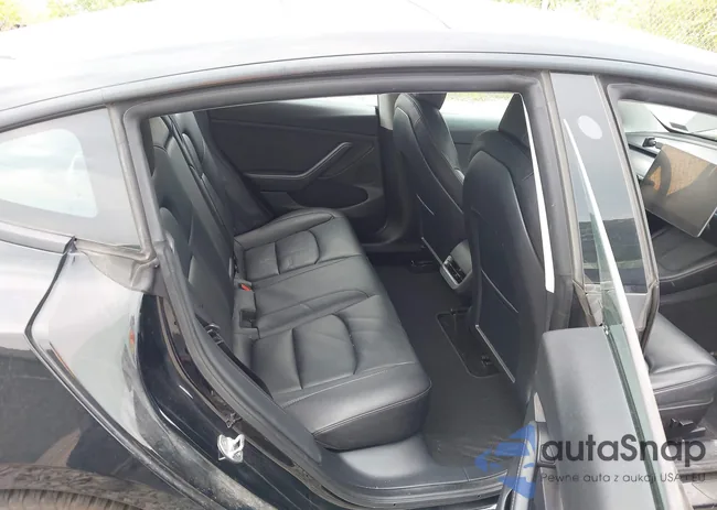 5YJ3E1EB9NF265085: 42919680