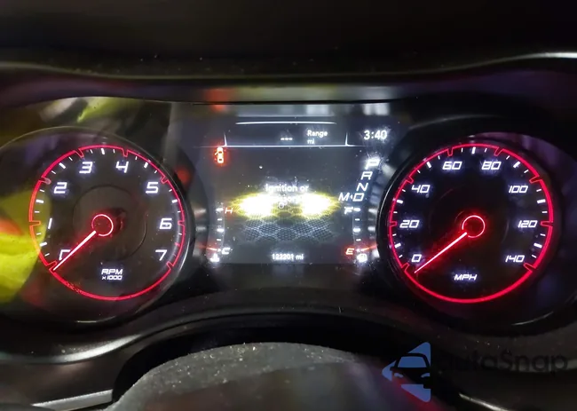 2C3CDXBG8JH185145: 42919686