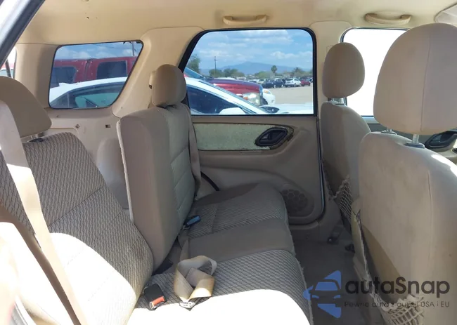 1FMYU03114KA30187: 42919802