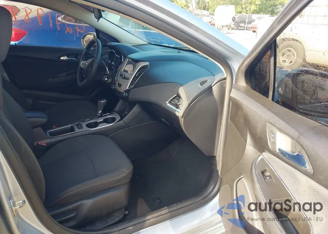 1G1BC5SM8H7170969: 42919886