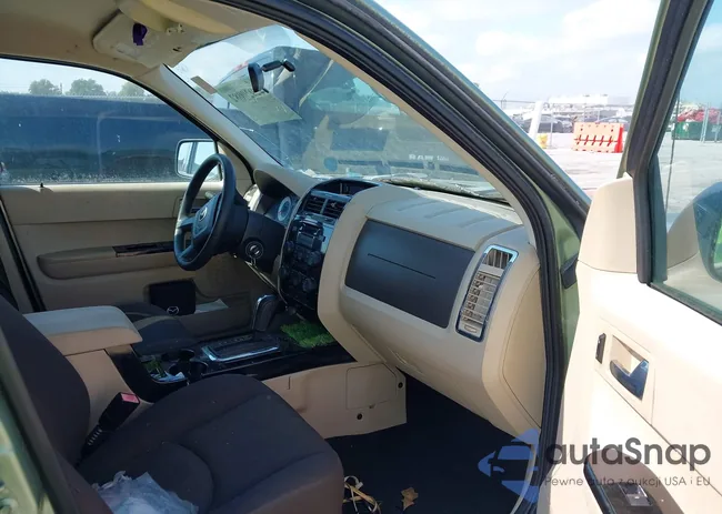 4F2CZ02Z28KM00561: 42920082