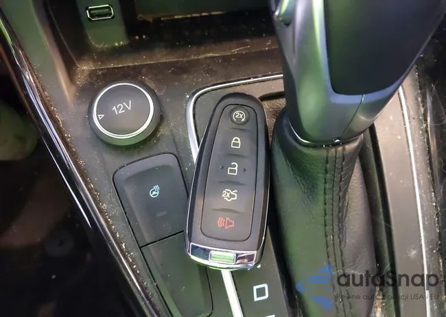 1FADP3N27HL242650: 42920083