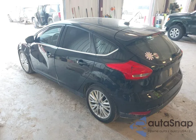 1FADP3N27HL242650: 42920083