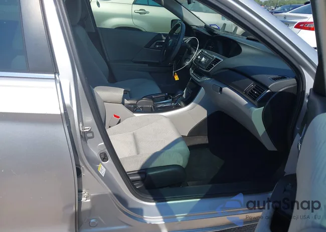 1HGCR2F3XFA017408: 42920239