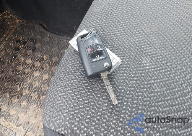 3VWC57BU5LM077758: 42919293