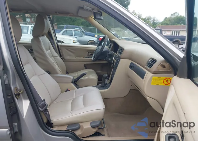 YV1LS55A0X1609545: 42920801