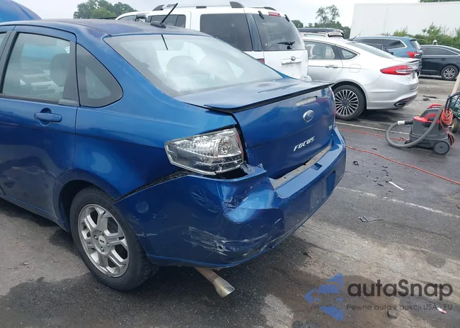 1FAHP36N49W207137: 42920899