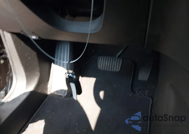 2GNAXJEV8L6263110: 42920942