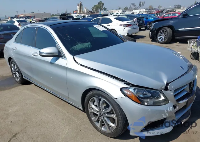 WDDWF4JB0JR403995: 42920323