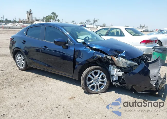 3MYDLBYV3HY192036: 42920558