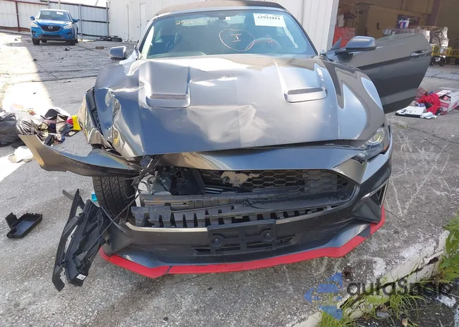 1FATP8UH0J5110242: 42921811