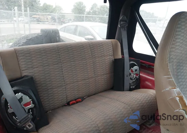 1J4FY29P3XP470291: 42921916