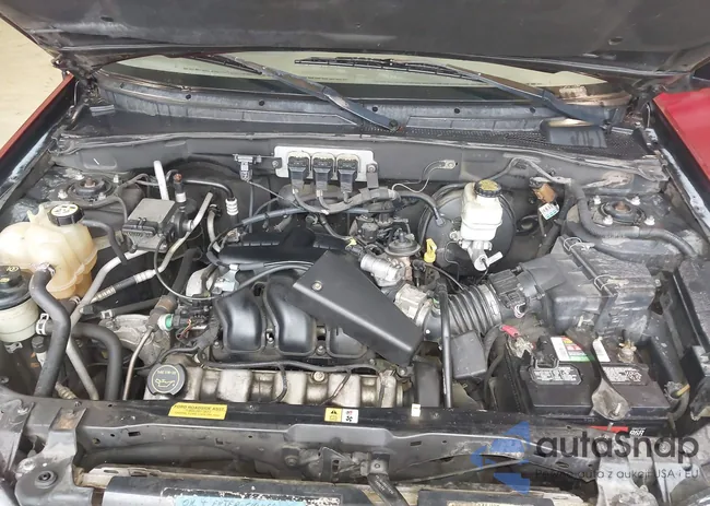 1FMCU03185KA76093: 42921940