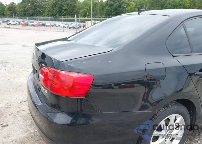 3VWDX7AJ7CM408586: 42922091