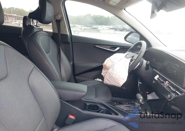 KNDCT3LE5S5214372: 42922169