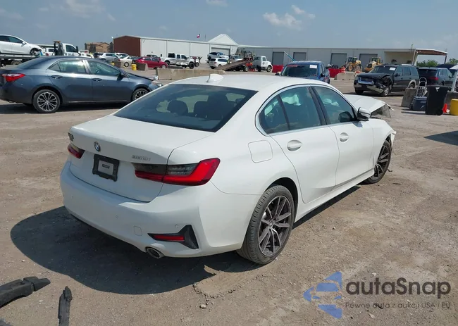 3MW5R7J02M8B71439: 42921414