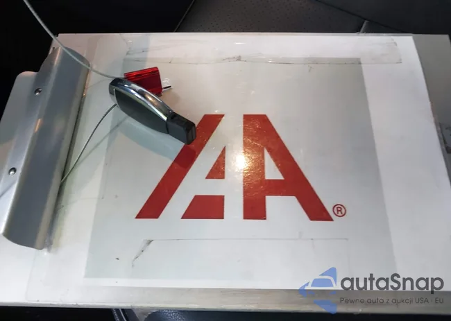 WDCTG4EB2FJ183151: 42921485