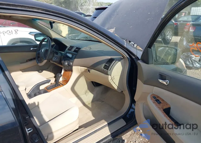 1HGCM56673A134031: 42921595