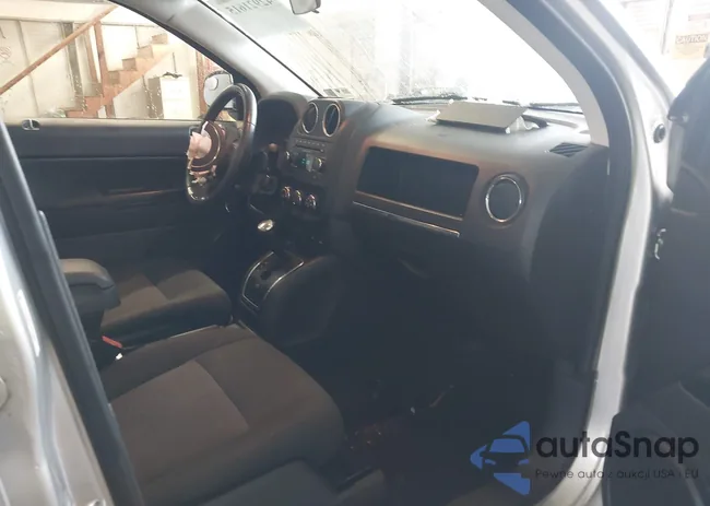 1C4NJDEB4CD624546: 42921615