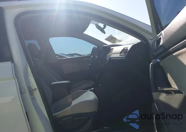 3VV0B7AX2LM031753: 42921634