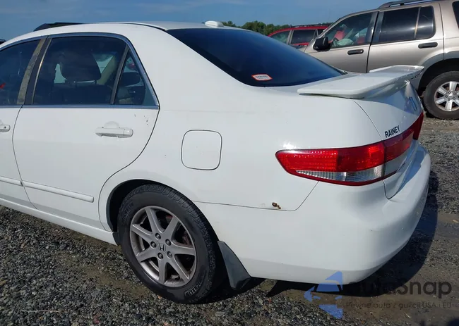 1HGCM66524A028262: 42922798