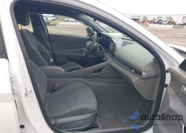 KMHLM4DG3RU666609: 42922901