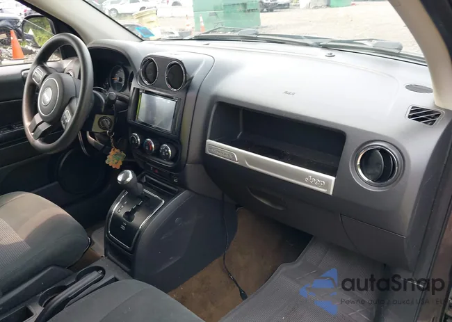 1C4NJCBA2GD611662: 42922903